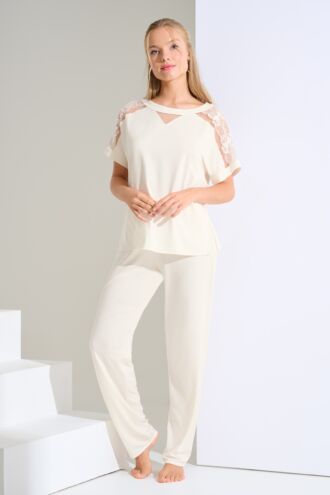 »Eminence« Pyjama top and bottoms