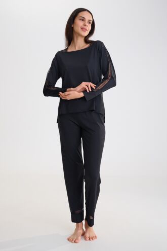 »Adventure« Pyjama top and bottoms